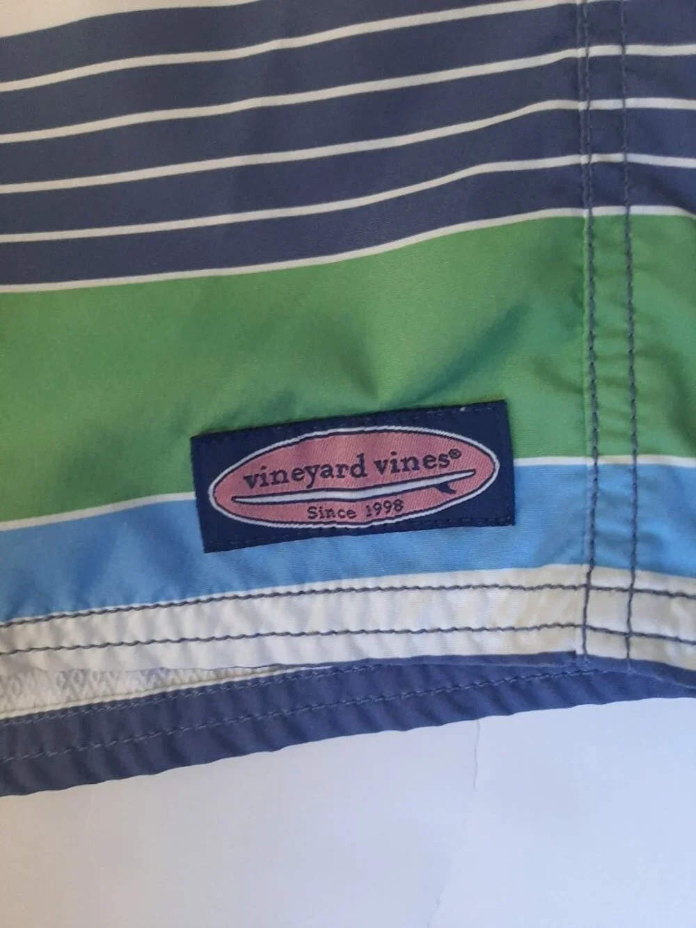 Vineyard Vines Colorful Striped Swim Trunks Size 34 Summer Beach Vacation - Picture 4 of 10